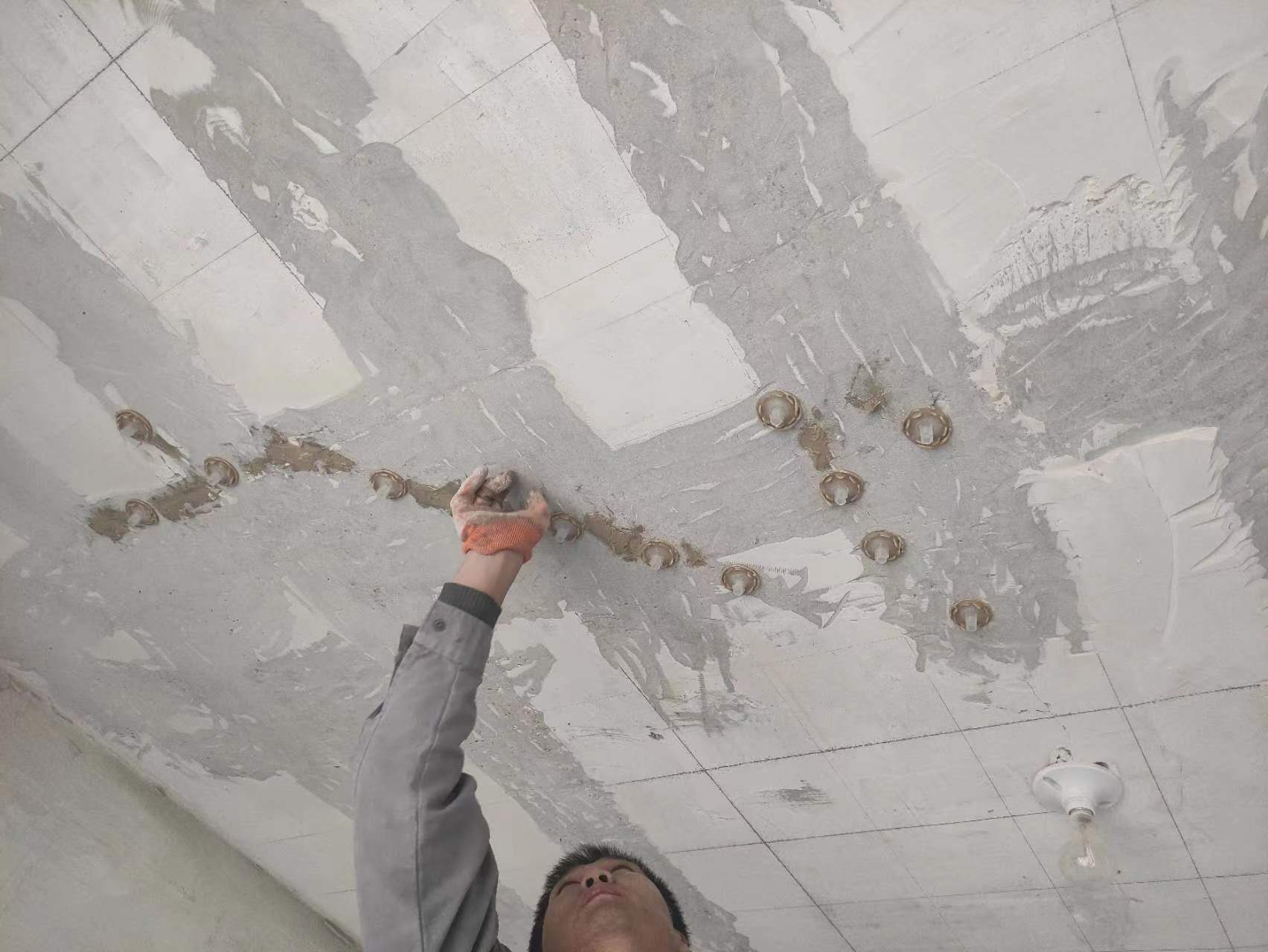 禅城混凝土楼板裂缝为什么会开裂?怎么修补?